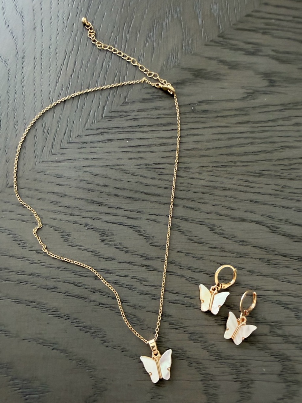 Gold Butterfly Pendant Necklace and Earring Set